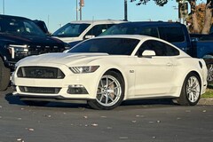 2017 Ford Mustang GT Coupe