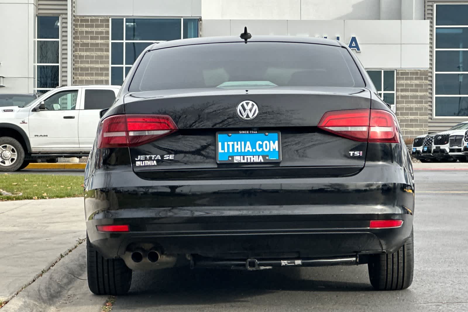 Thumbnail: 2017 Volkswagen Jetta - 7