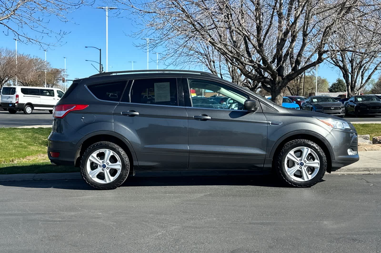 Thumbnail: 2016 Ford Escape - 8
