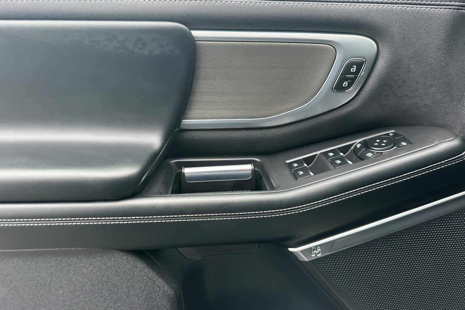 Thumbnail: 2025 Ford Expedition MAX - 12