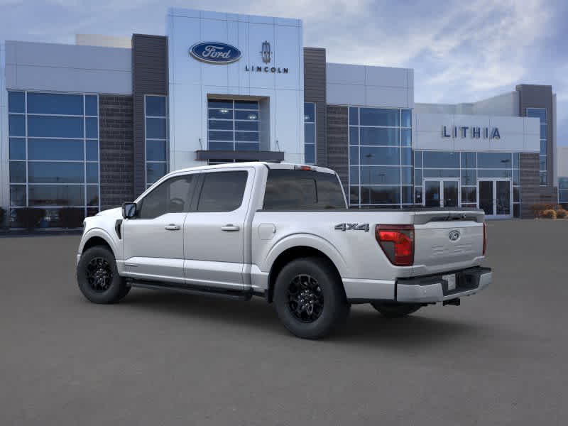 2025 Ford F-150 XLT photo 4