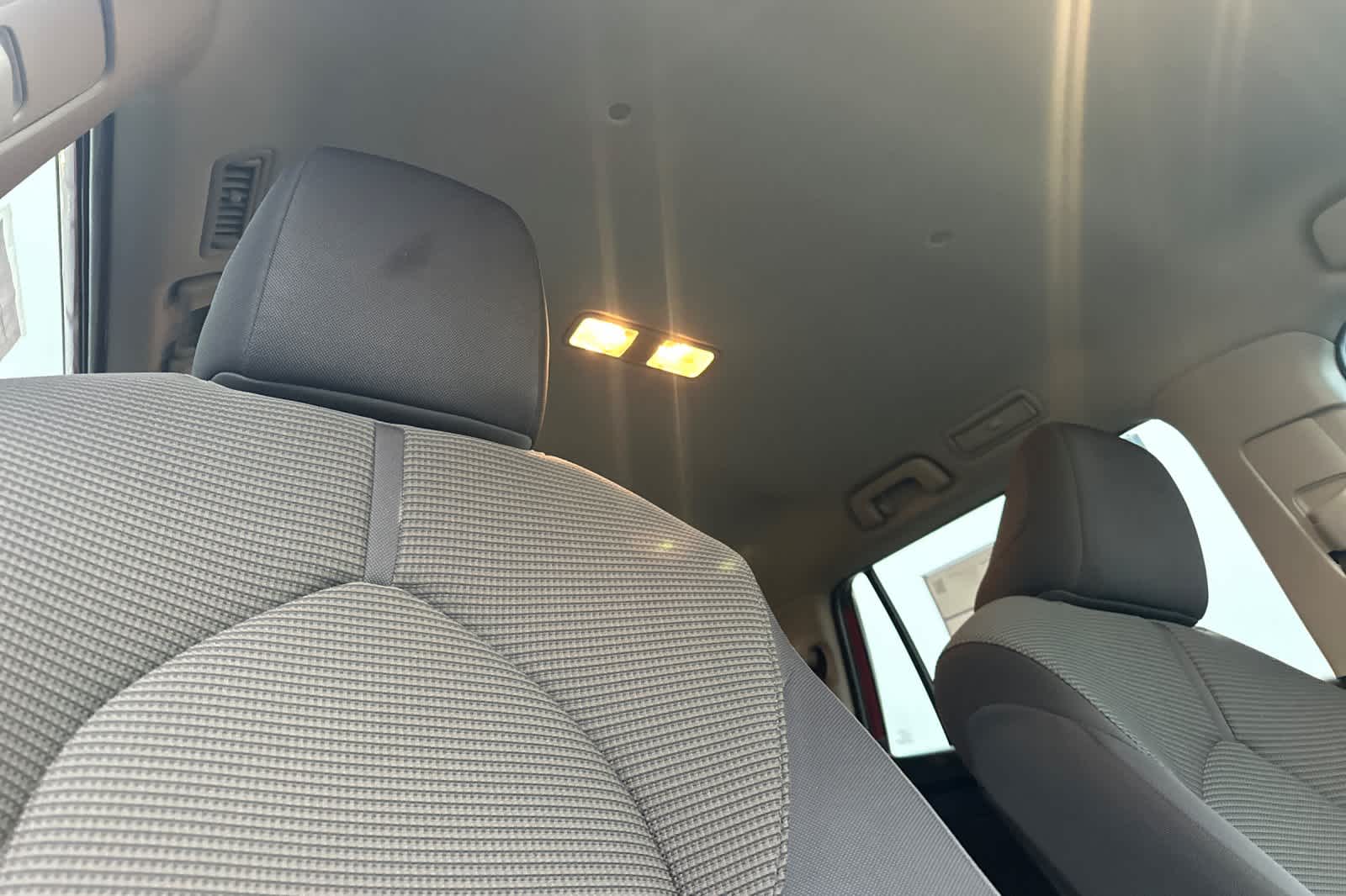 Thumbnail: 2023 Toyota Highlander - 18