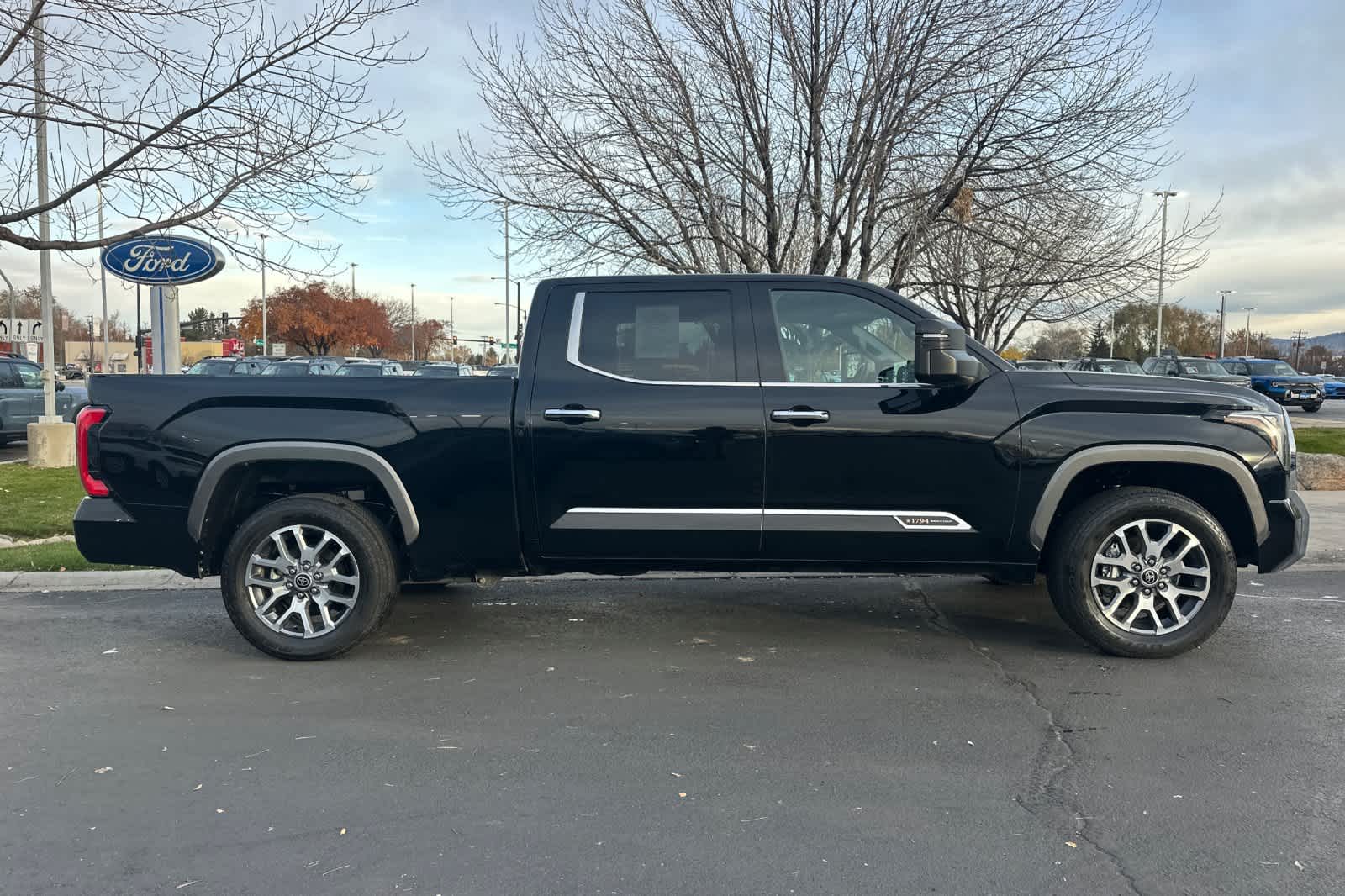 Thumbnail: 2024 Toyota Tundra - 8