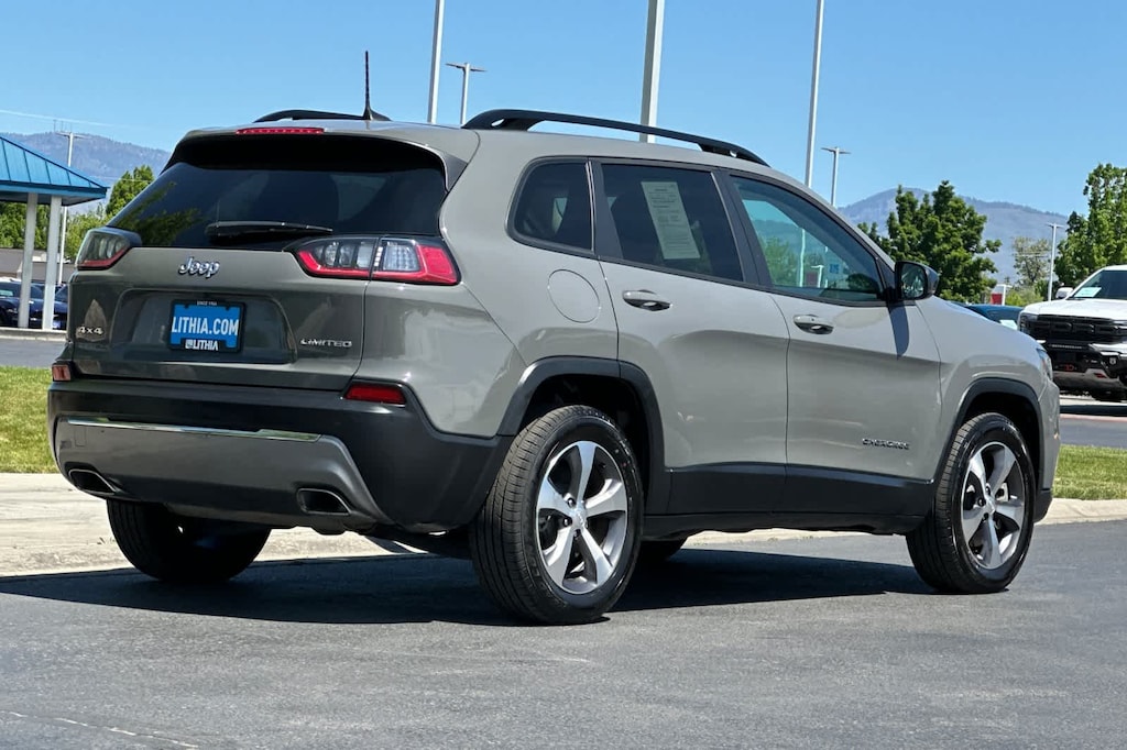 Used 2022 Jeep Cherokee Limited SUV