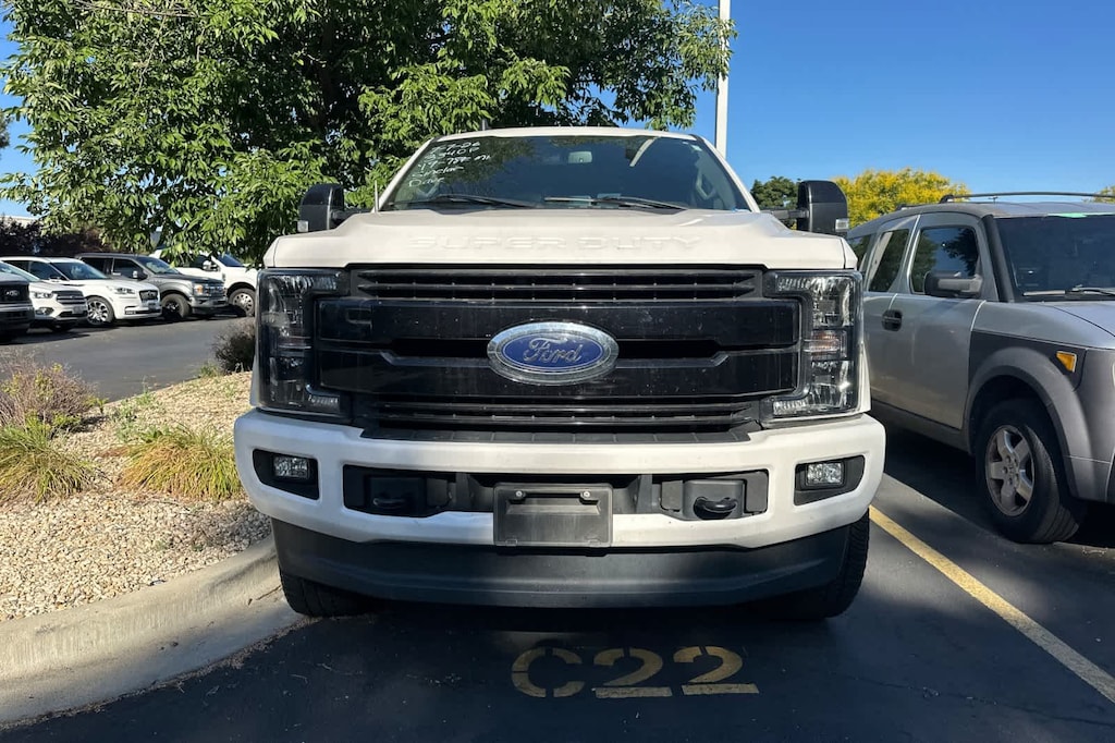 Used 2019 Ford F-350 Lariat Truck Crew Cab