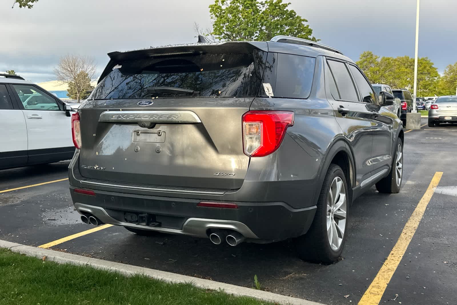 Thumbnail: 2022 Ford Explorer - 4