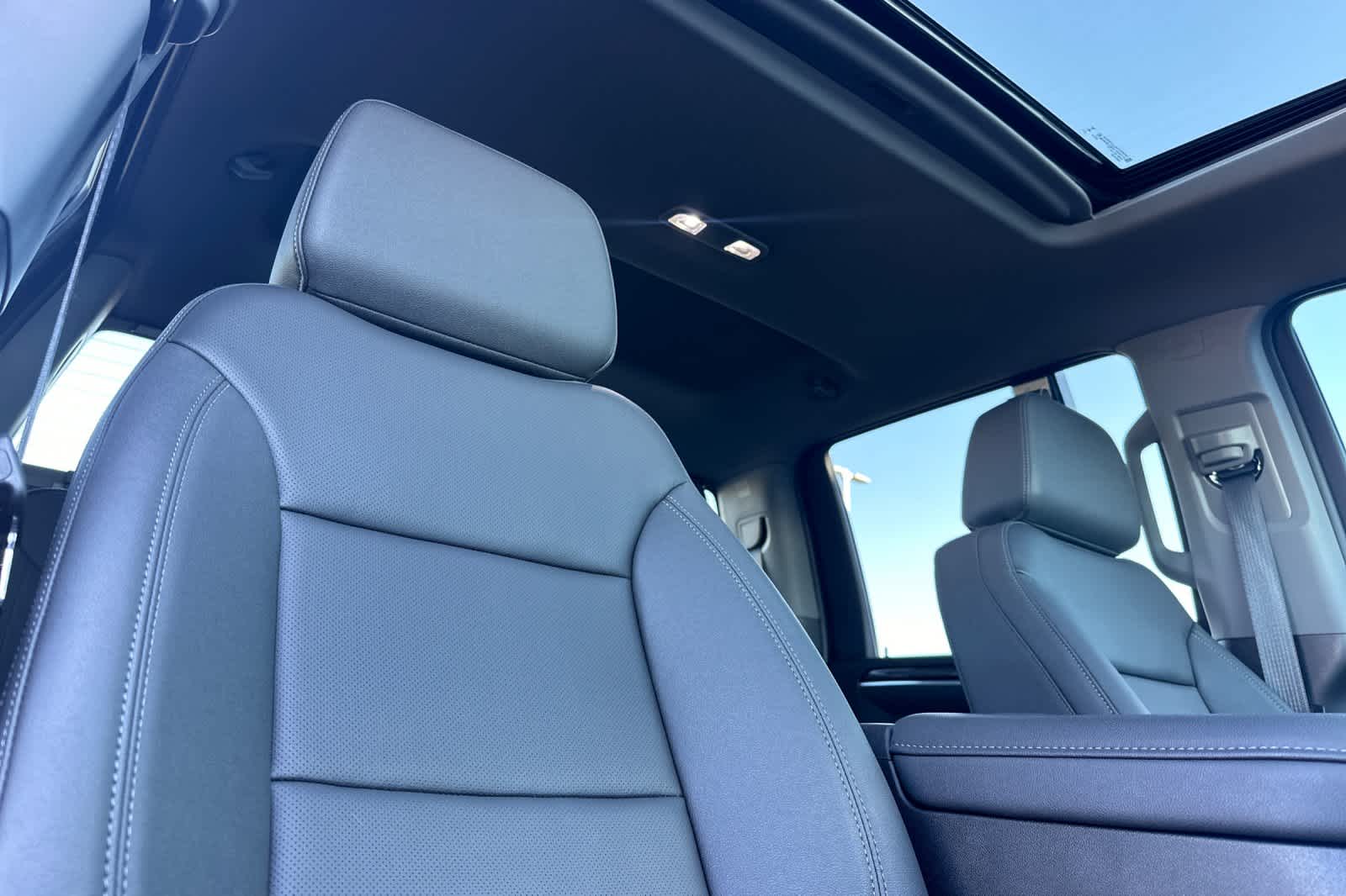 Thumbnail: 2025 Chevrolet Silverado 2500 - 16