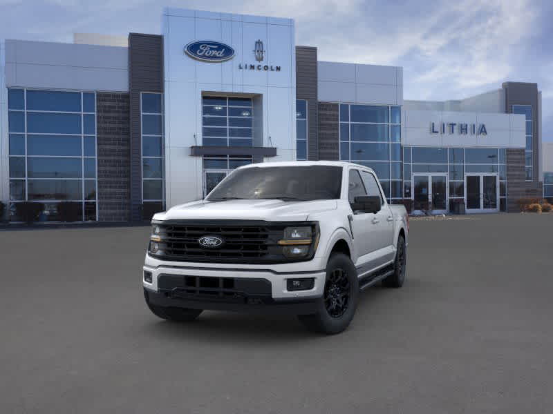 2025 Ford F-150 XLT photo 2