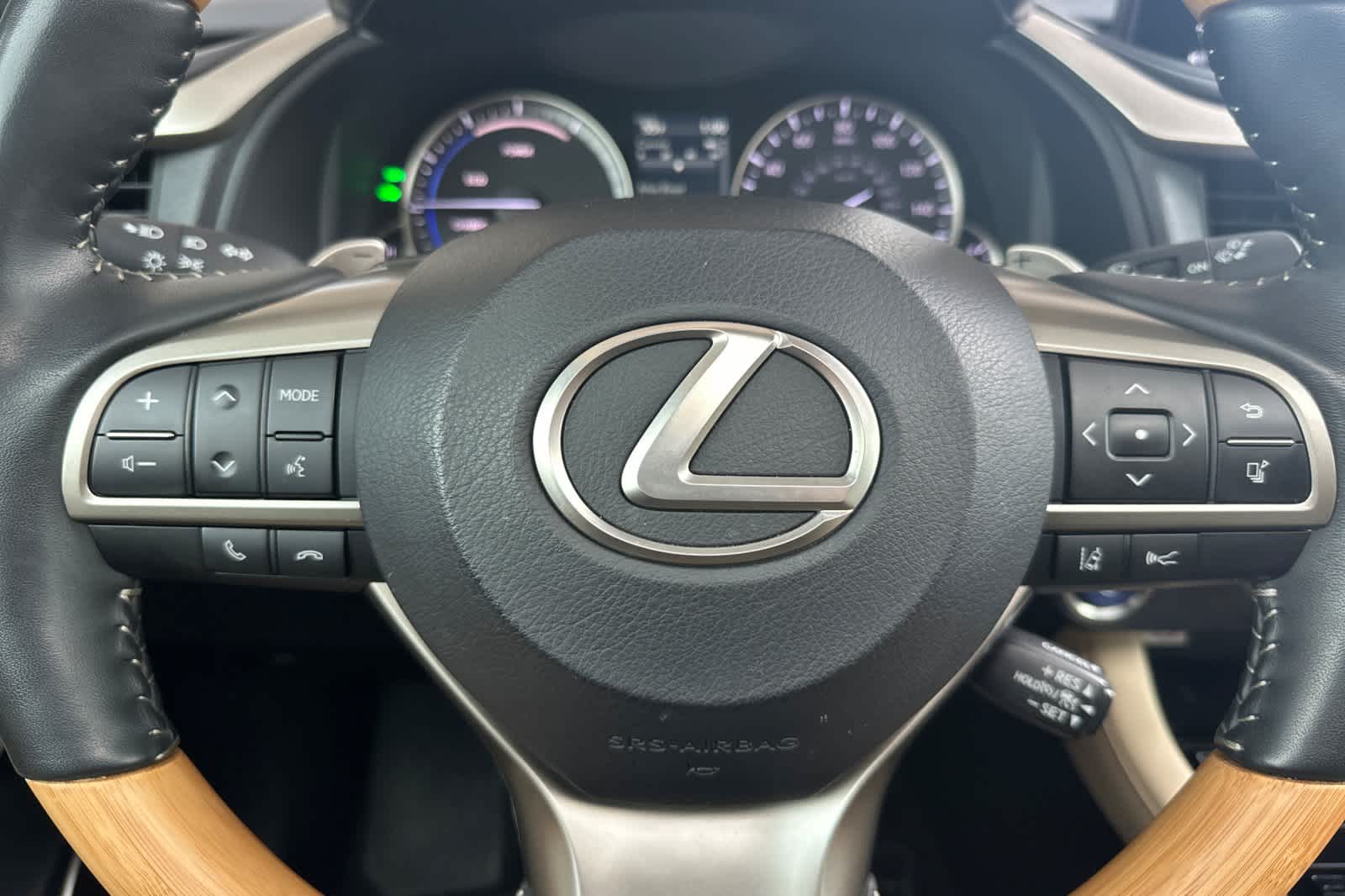 Thumbnail: 2022 Lexus RX - 24