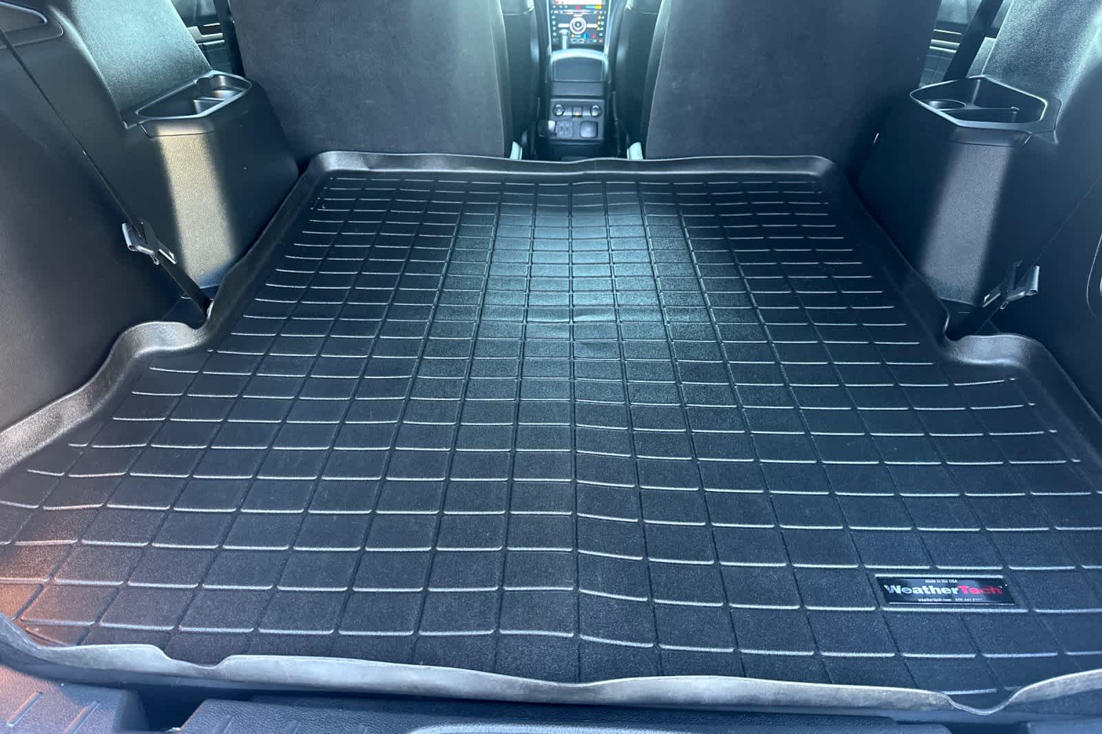 Thumbnail: 2018 Ford Explorer - 15