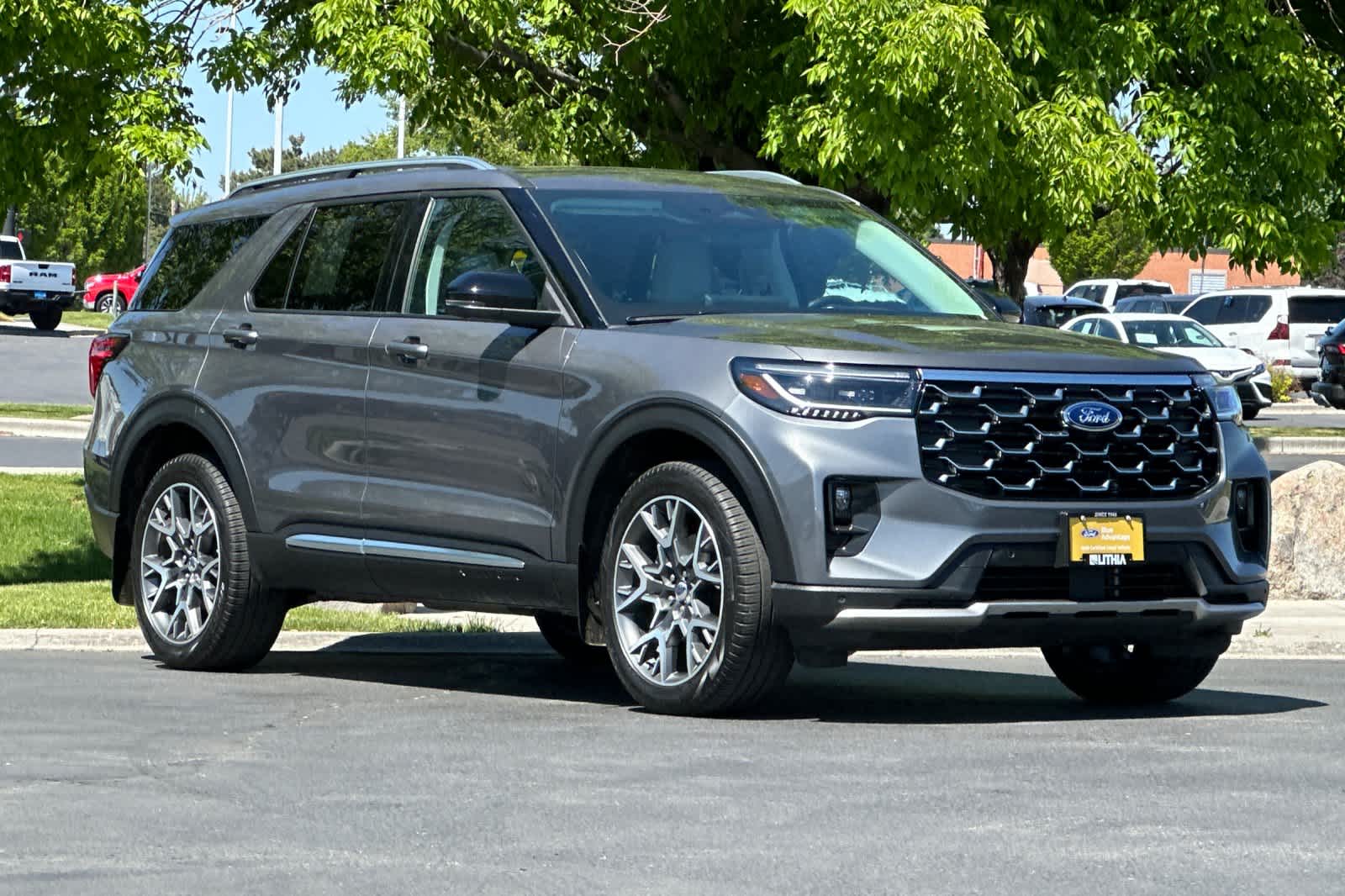 Thumbnail: 2025 Ford Explorer - 9