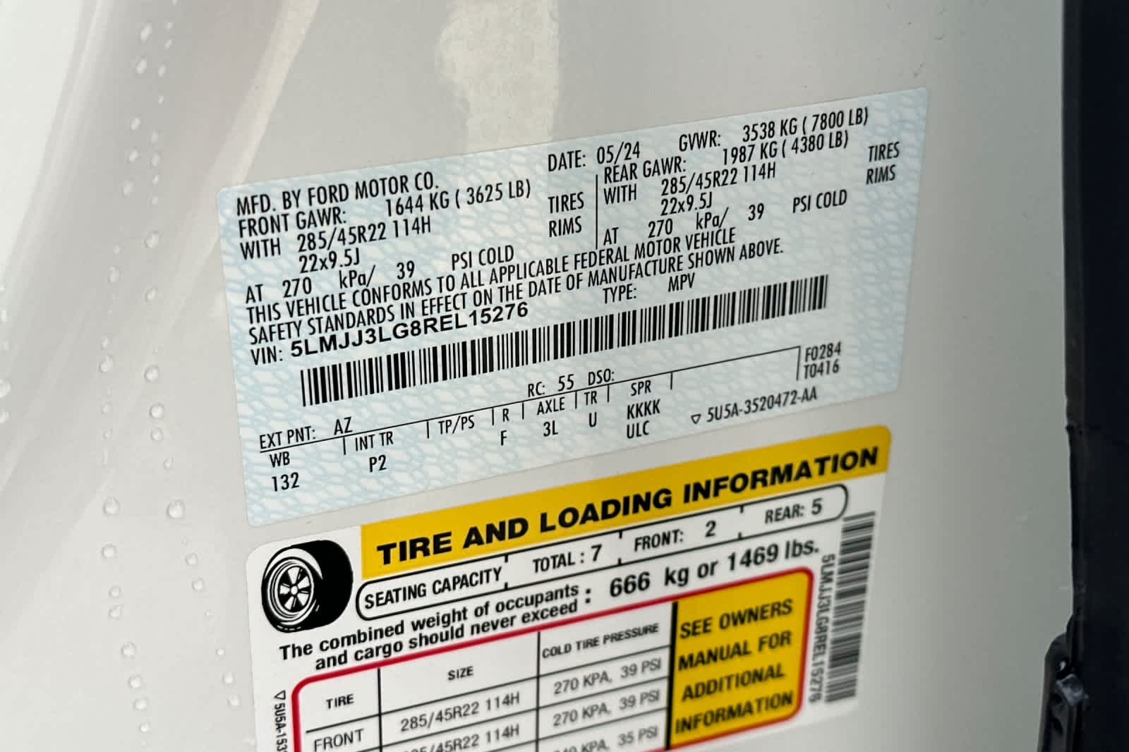 Thumbnail: 2024 Lincoln Navigator L - 30