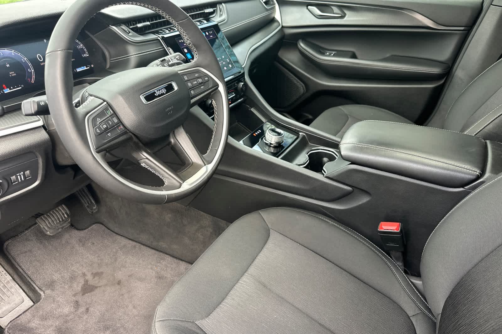 Thumbnail: 2025 Jeep Grand Cherokee - 11