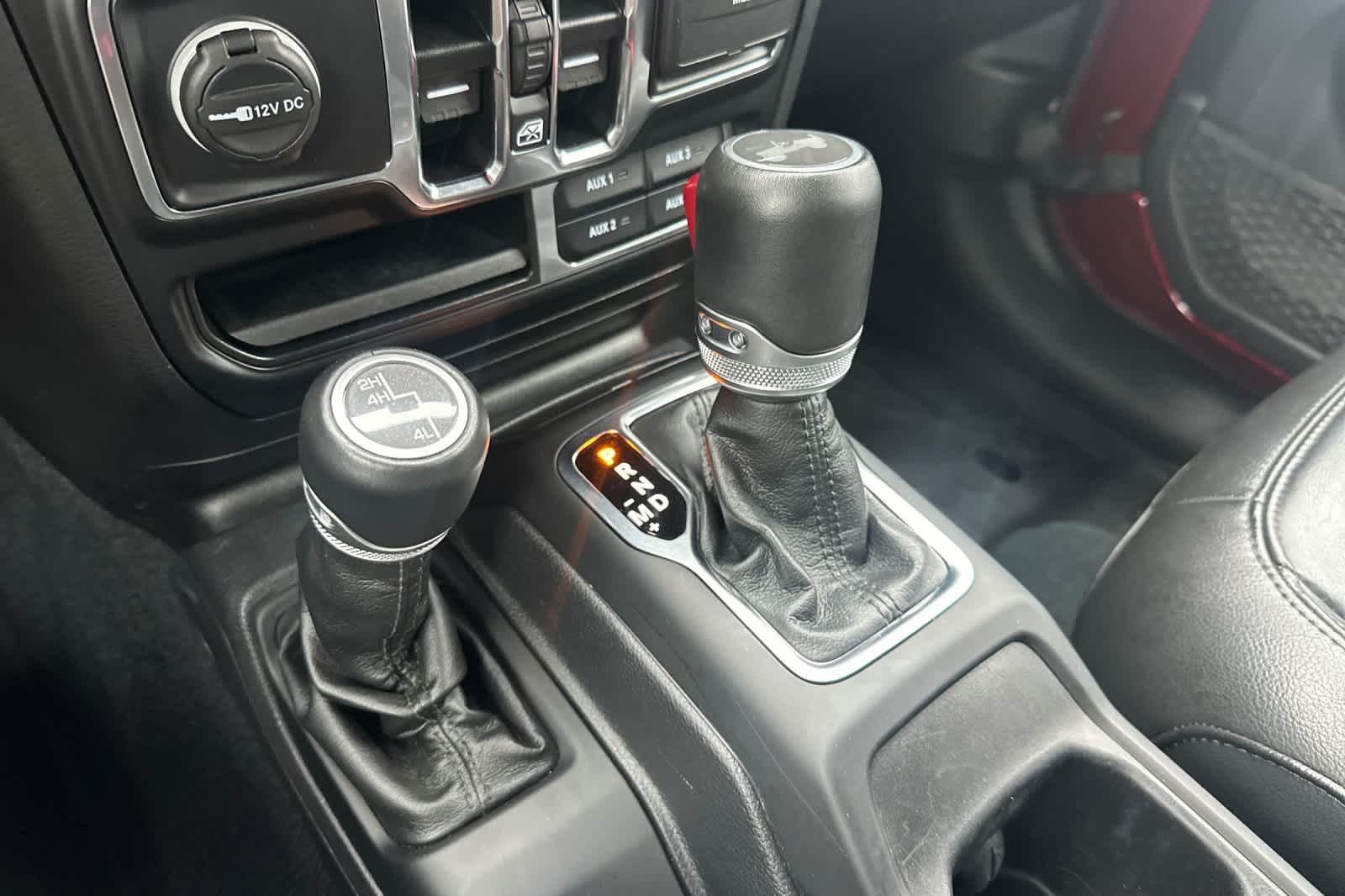 Thumbnail: 2022 Jeep Wrangler - 22