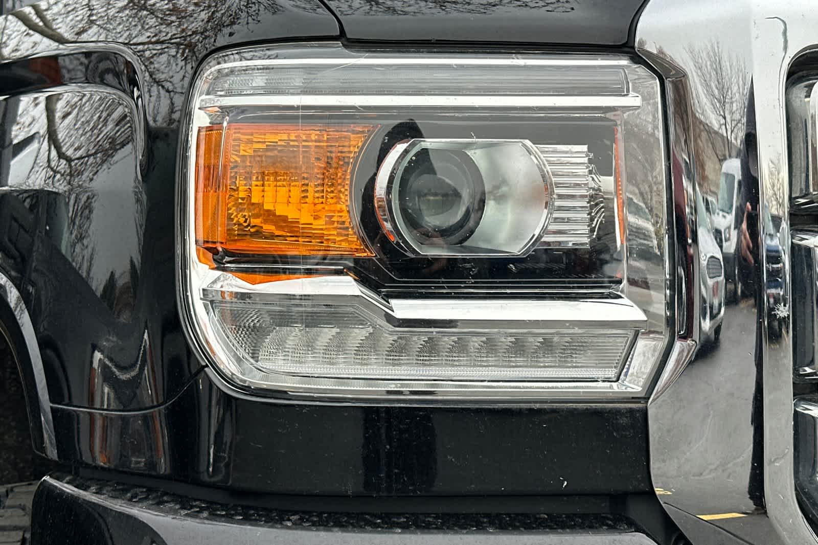 Thumbnail: 2019 GMC Sierra 2500 - 11