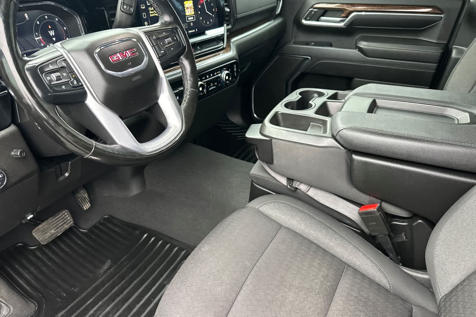 Thumbnail: 2024 GMC Sierra 2500 - 11