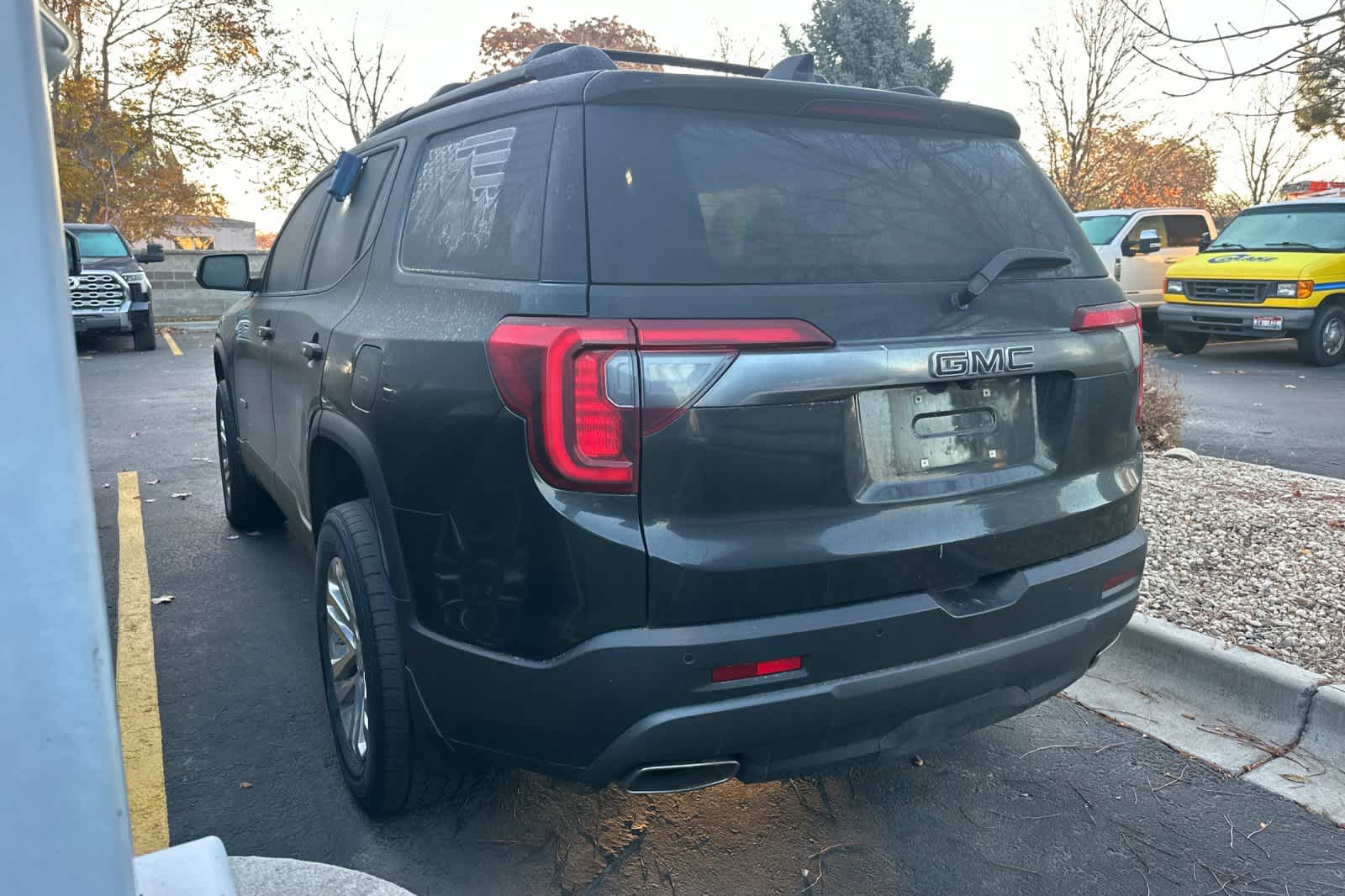 Thumbnail: 2021 GMC Acadia - 3