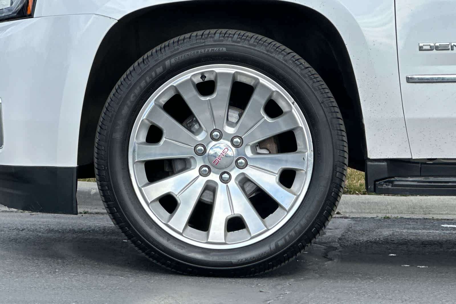 Thumbnail: 2020 GMC Yukon - 29