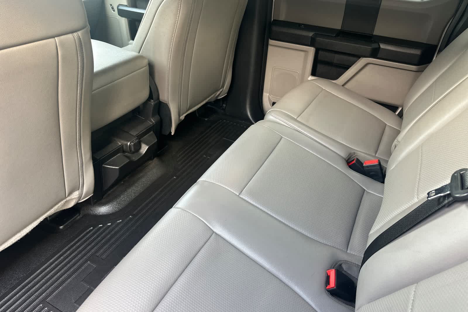 2021 Ford F-450 photo 4