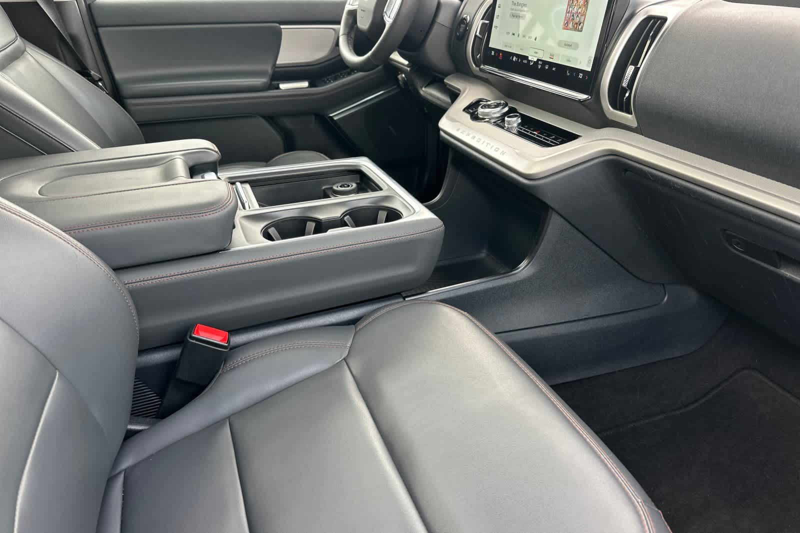 Thumbnail: 2025 Ford Expedition - 17