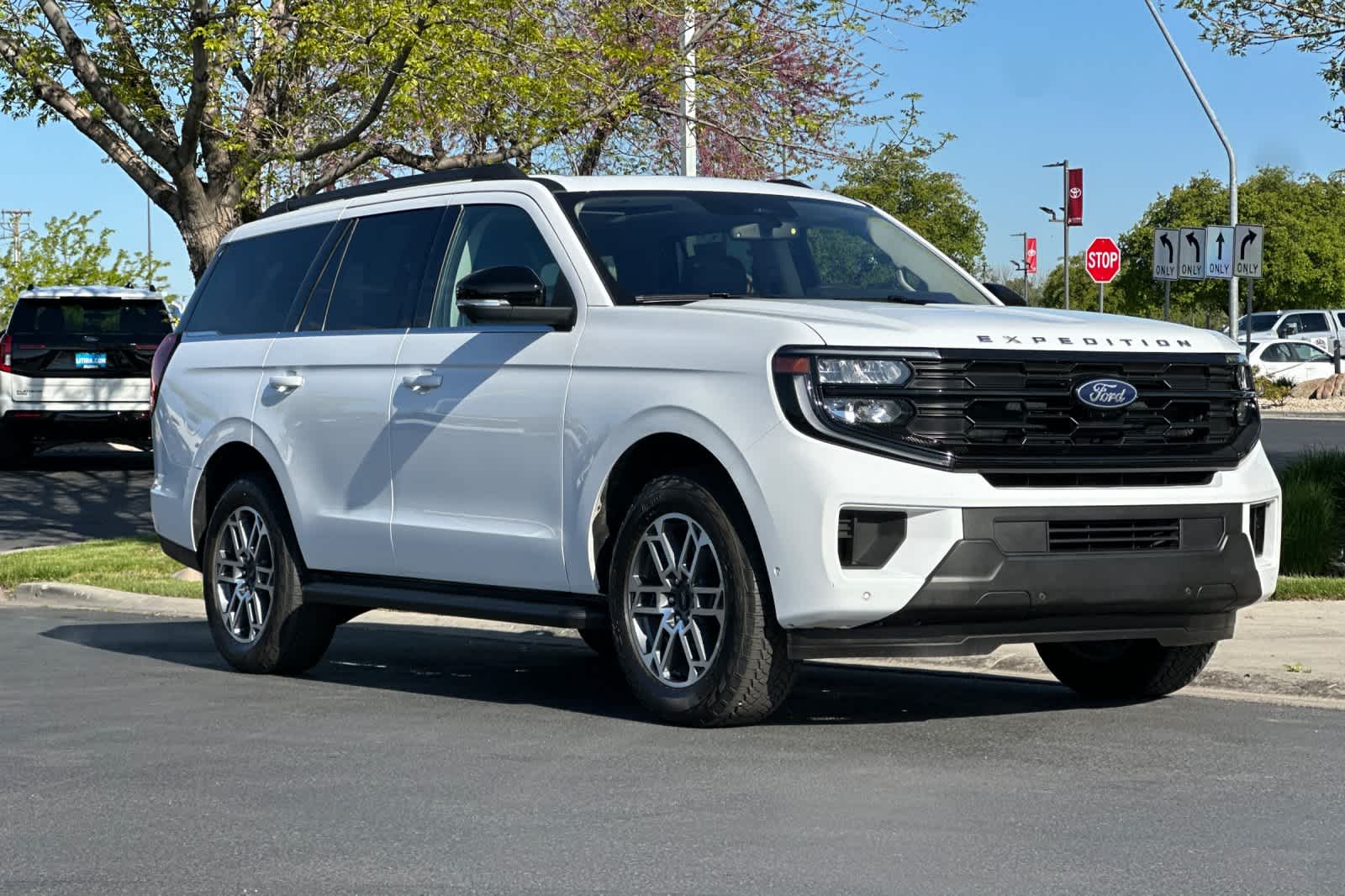 Thumbnail: 2025 Ford Expedition - 9