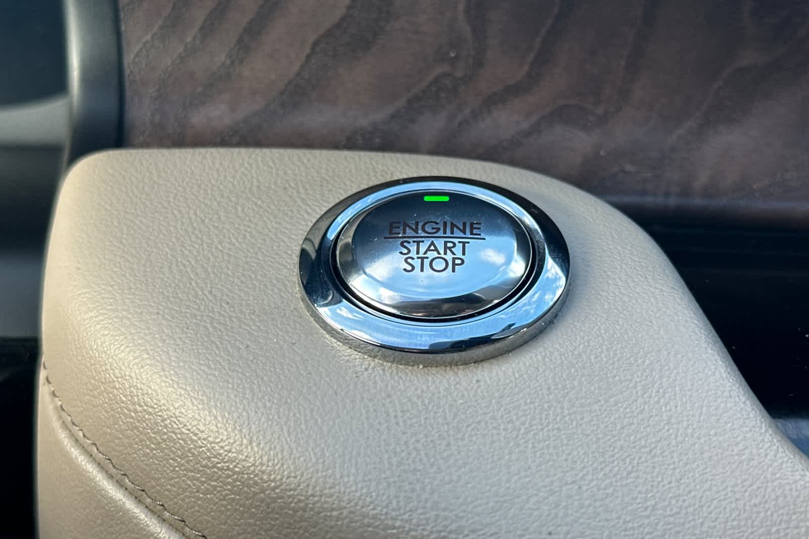 Thumbnail: 2023 Lincoln Aviator - 23