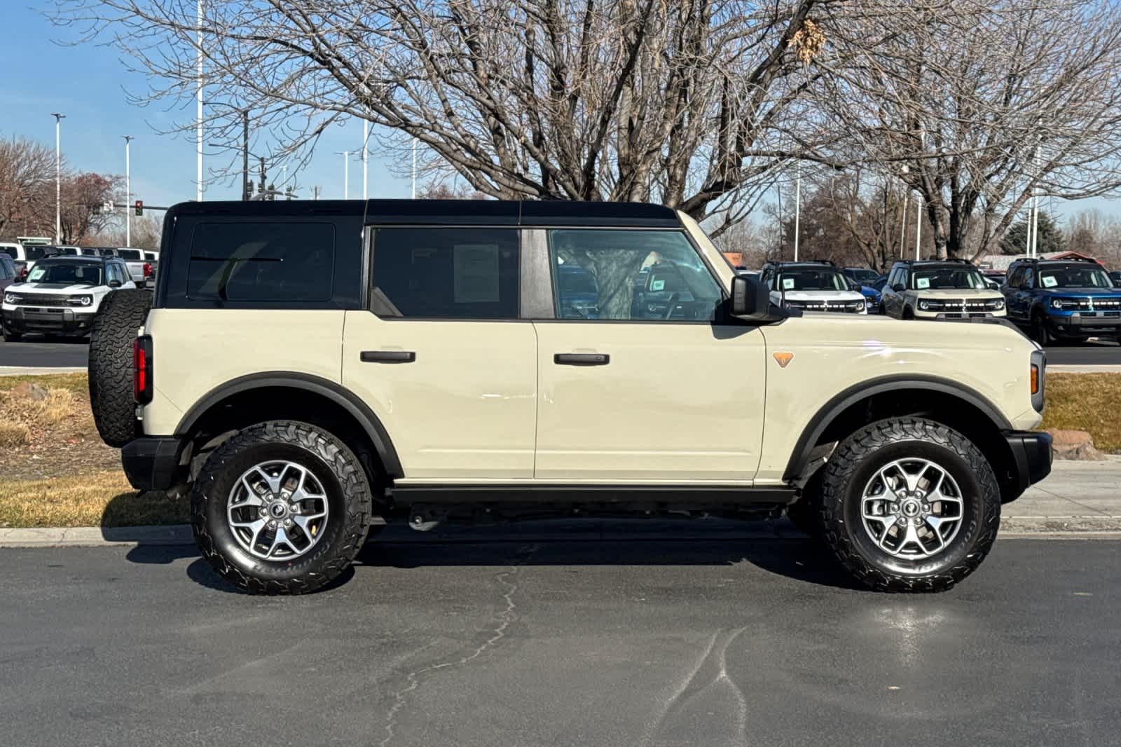 Thumbnail: 2025 Ford Bronco - 8