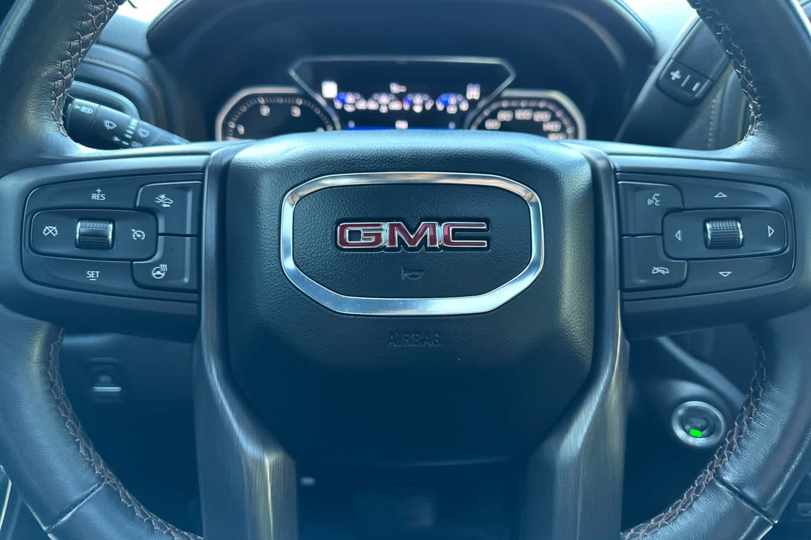 Thumbnail: 2023 GMC Sierra 3500 - 23