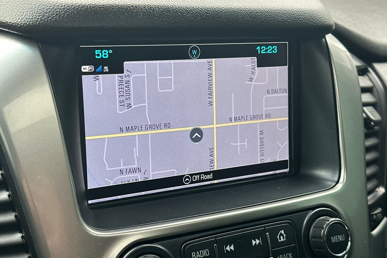 Thumbnail: 2018 Chevrolet Tahoe - 21