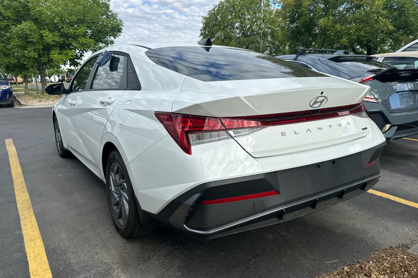 Thumbnail: 2026 Hyundai Elantra - 6