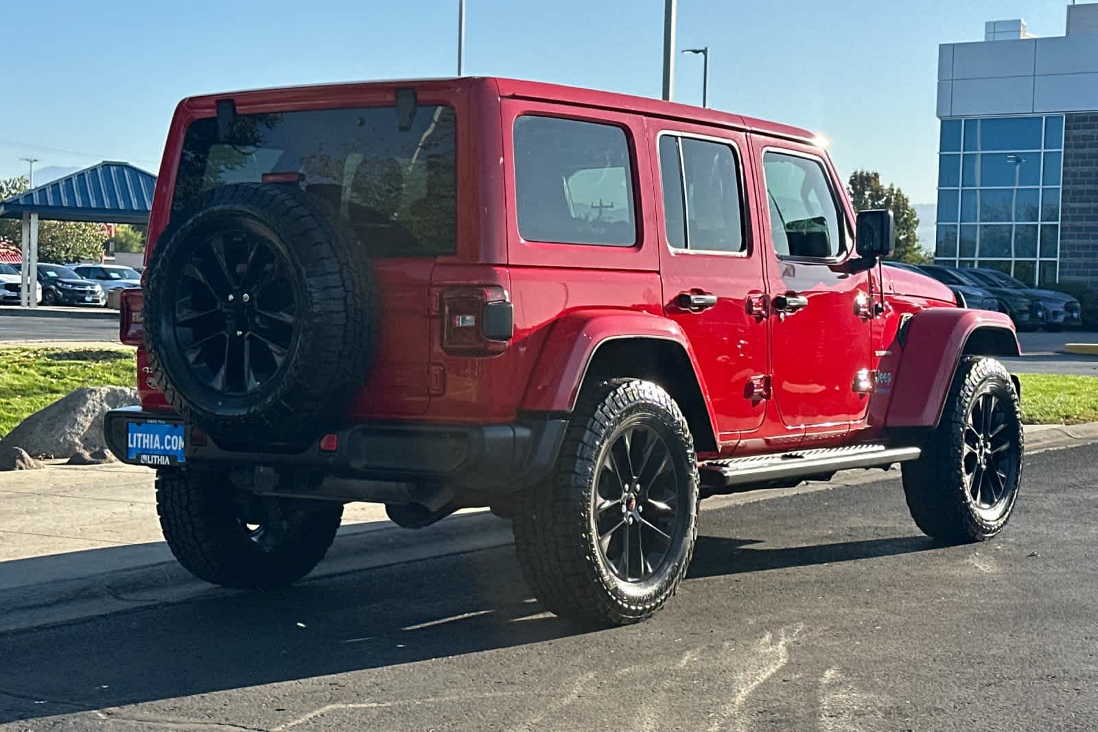 2021 Jeep Wrangler Unlimited Sahara 4xe photo 2