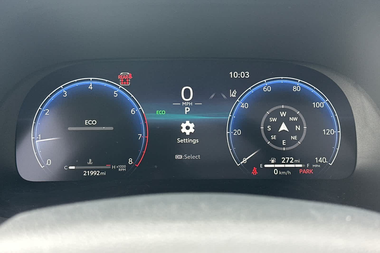 Thumbnail: 2023 Toyota Highlander - 25