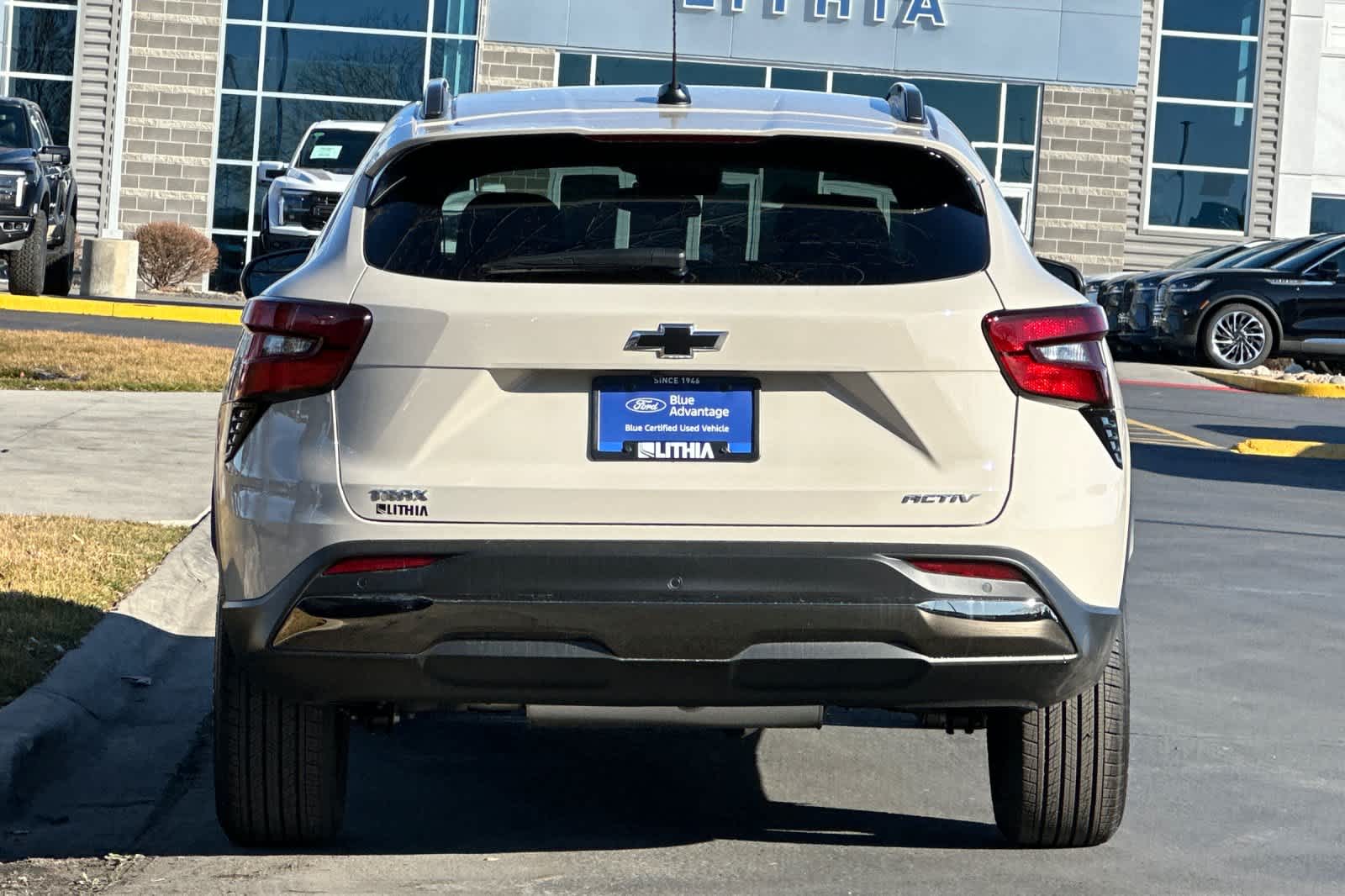 Thumbnail: 2026 Chevrolet Trax - 7