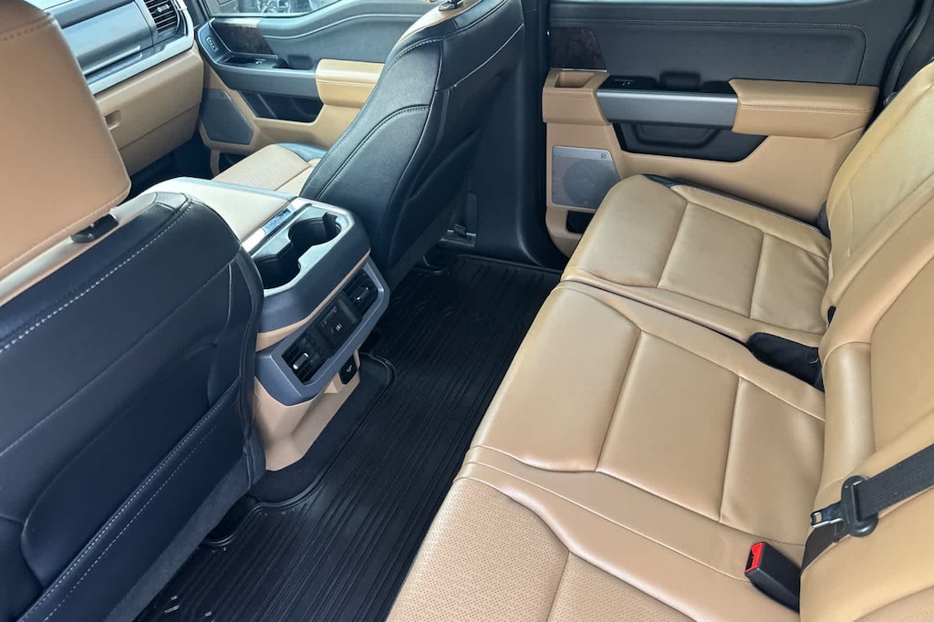 Certified 2025 Ford F-350 Lariat Truck Crew Cab