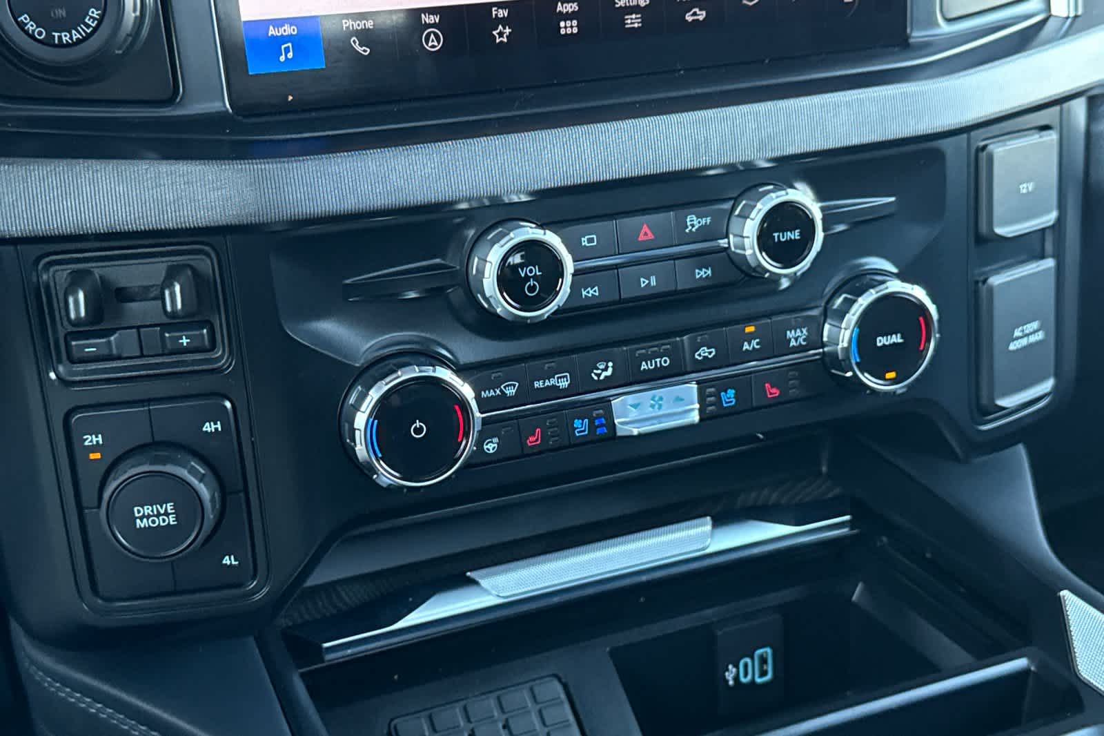 Thumbnail: 2025 Ford F-450 - 20