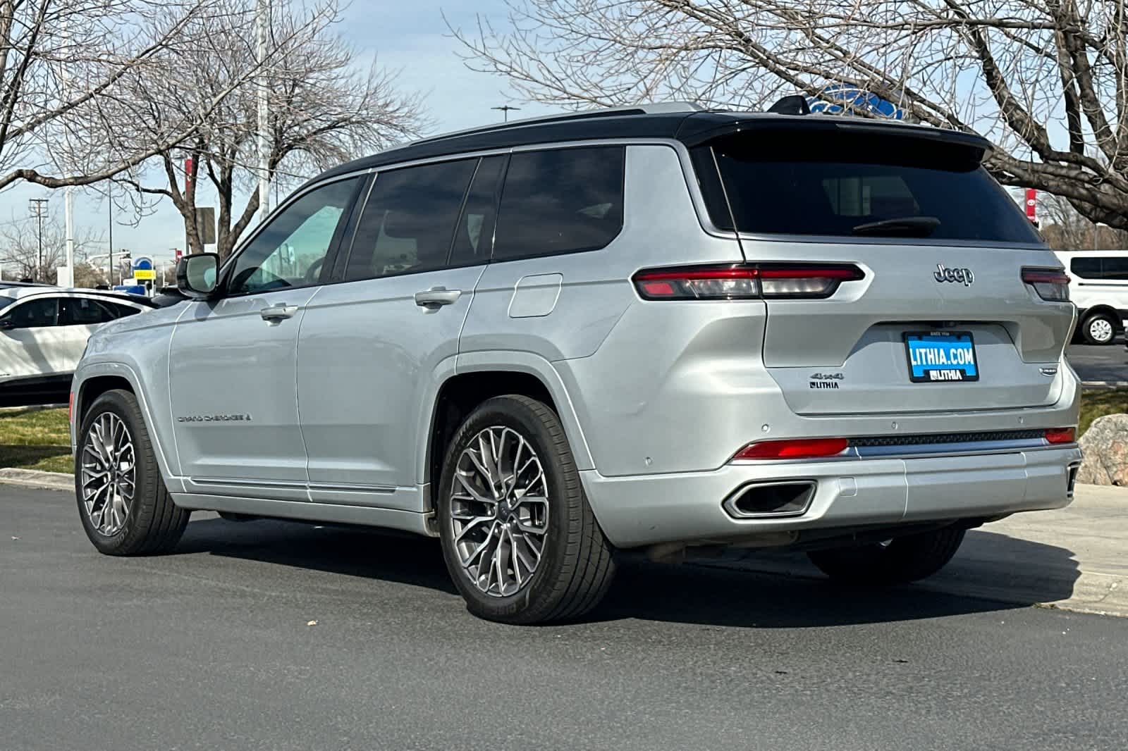 Thumbnail: 2023 Jeep Grand Cherokee - 5