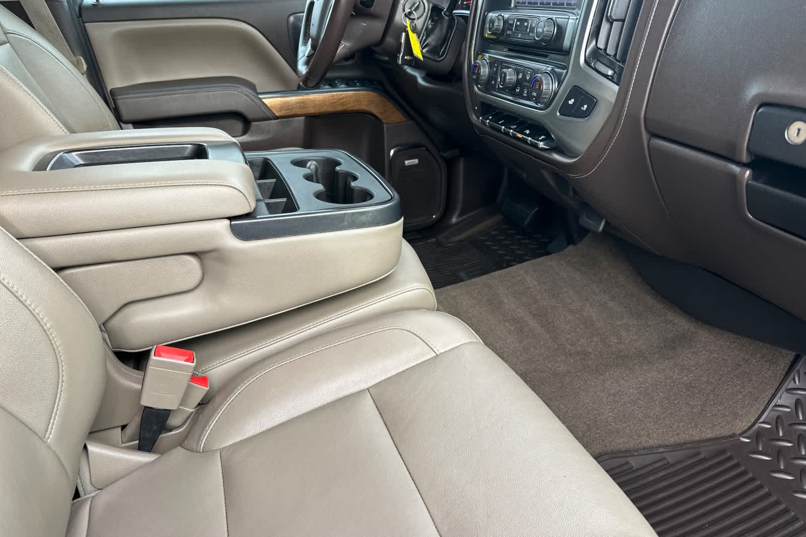 Thumbnail: 2015 Chevrolet Silverado 2500 - 15