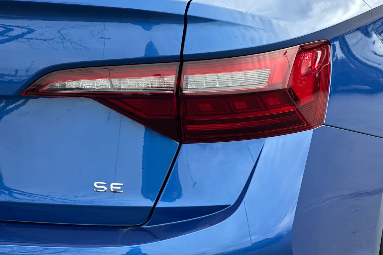 Thumbnail: 2022 Volkswagen Jetta - 26