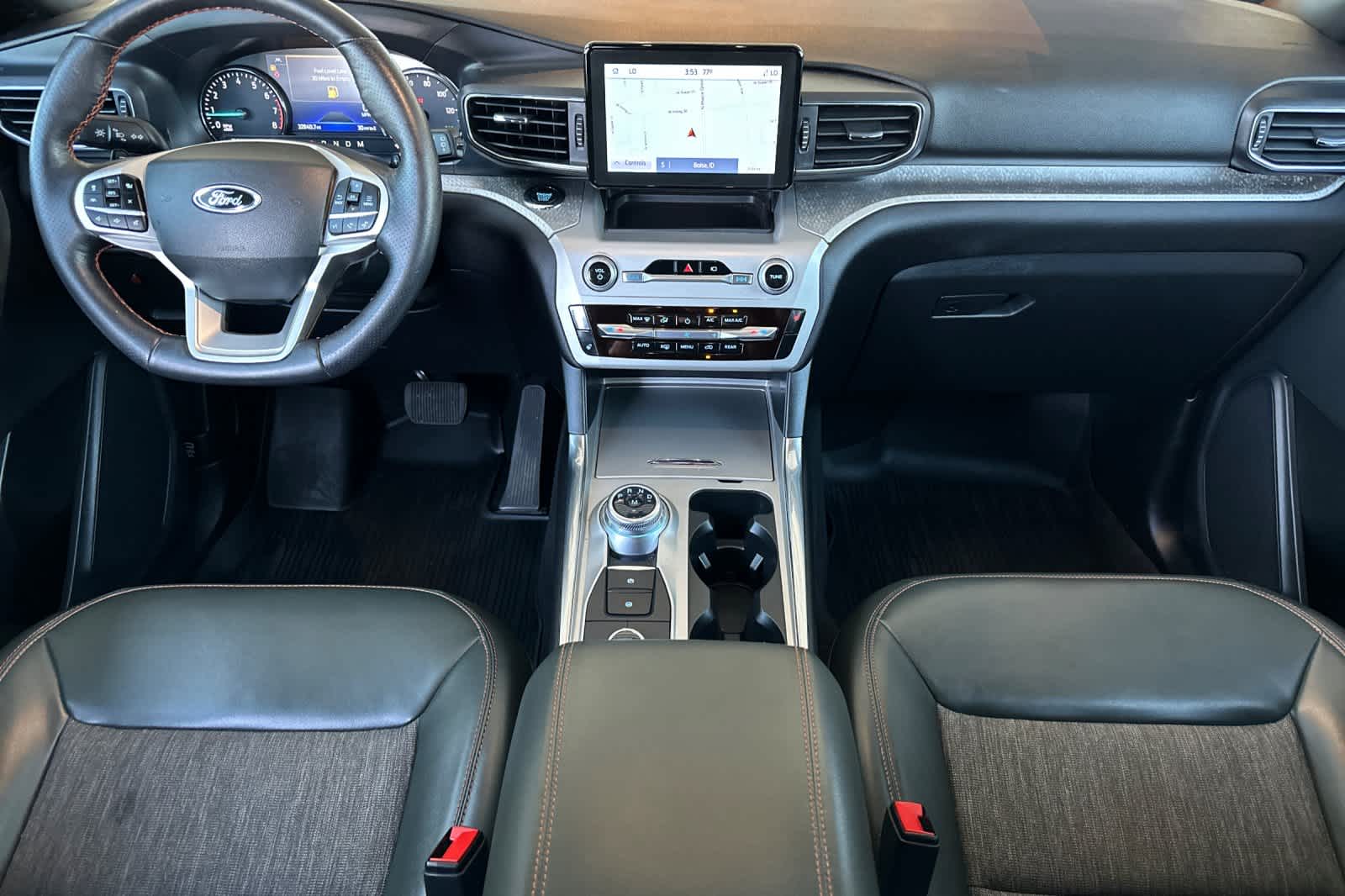 Thumbnail: 2022 Ford Explorer - 3