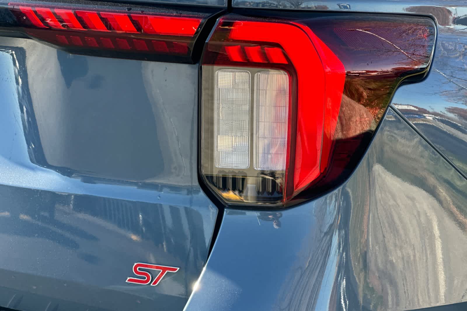 Thumbnail: 2025 Ford Explorer - 28