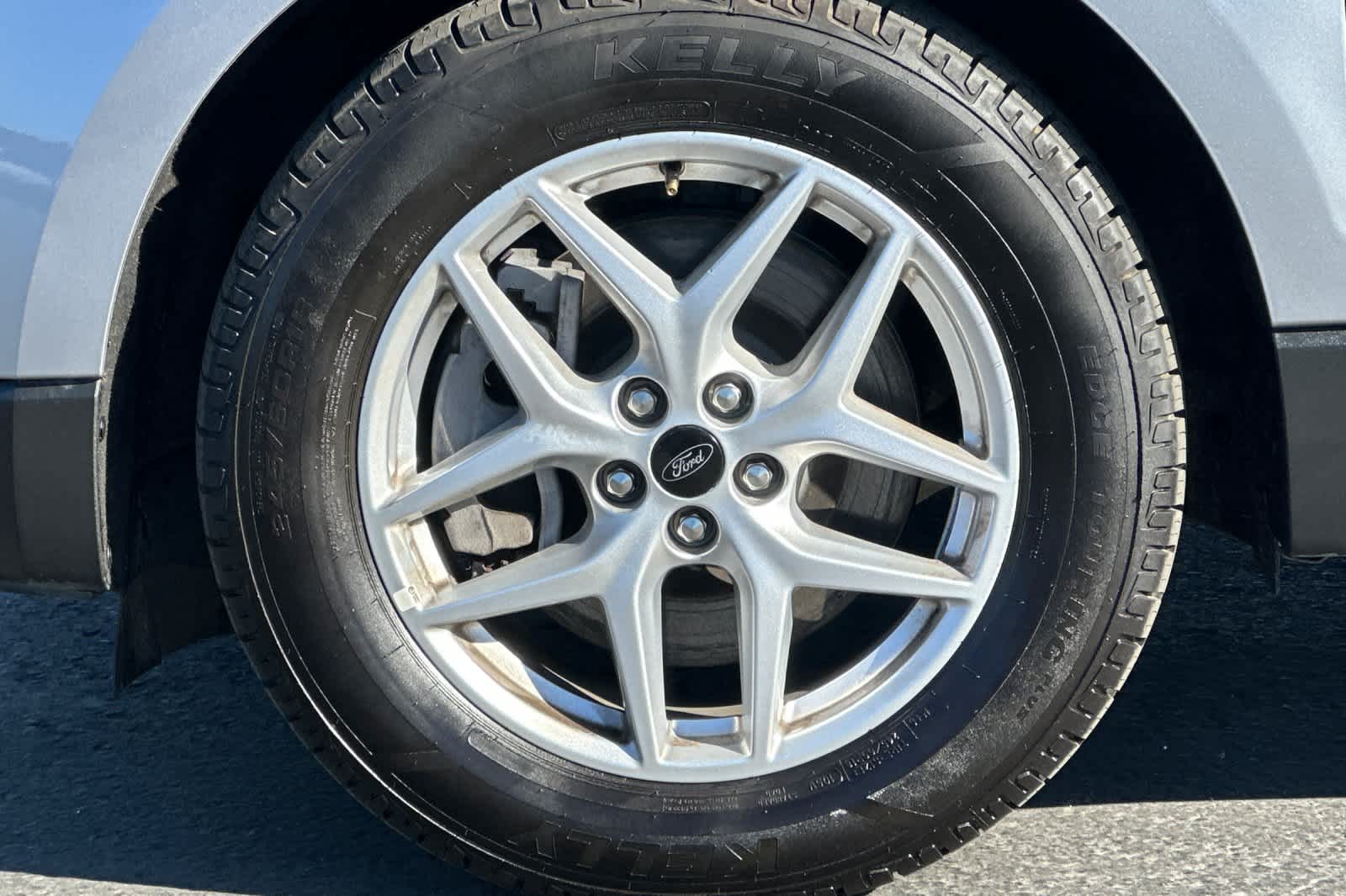 Thumbnail: 2024 Ford Edge - 26