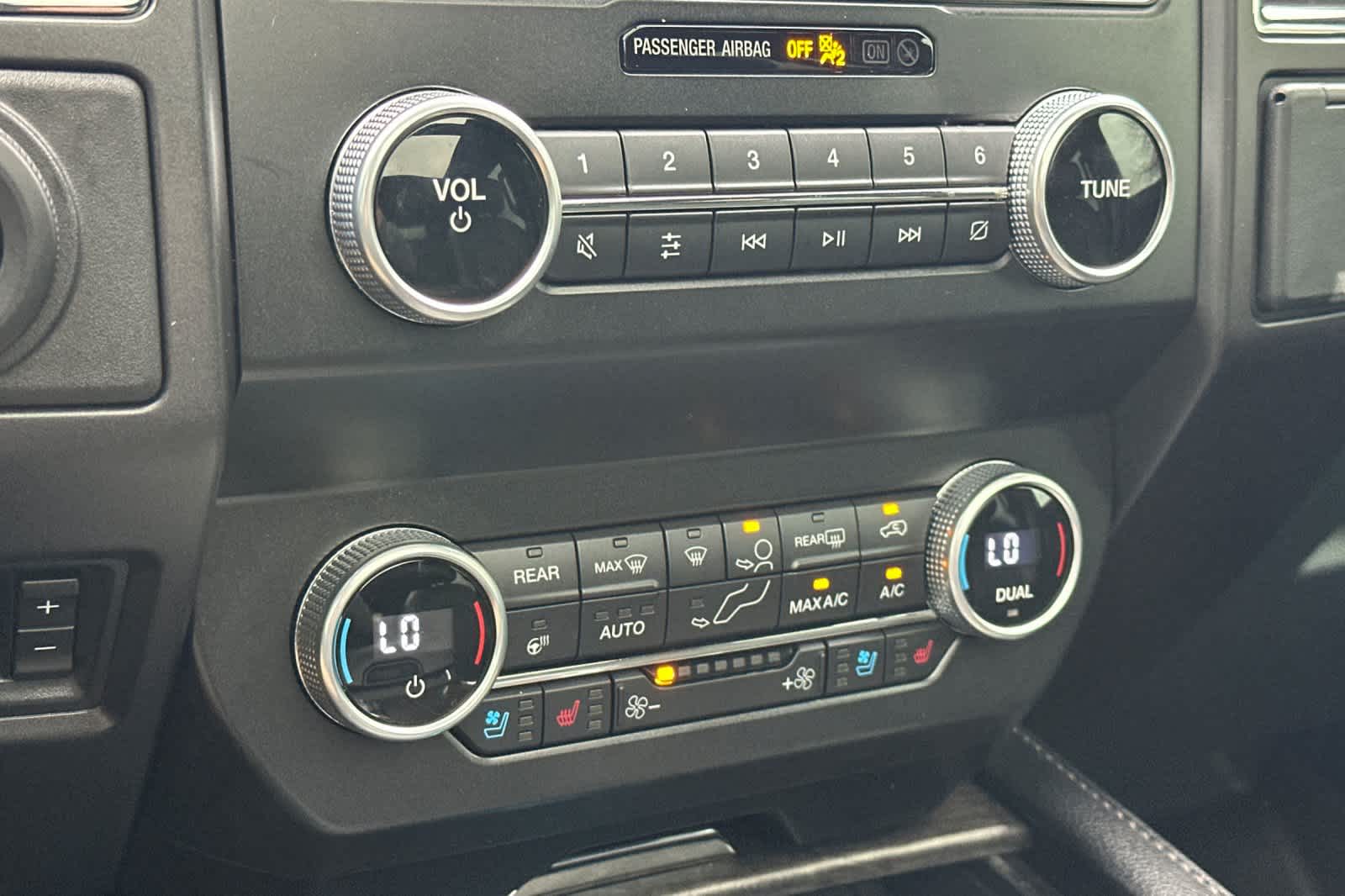 Thumbnail: 2021 Ford Expedition - 21