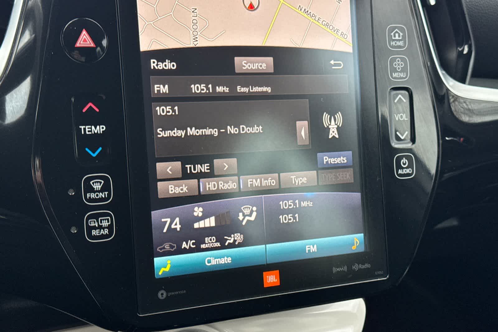 Thumbnail: 2017 Toyota Prius Prime - 21