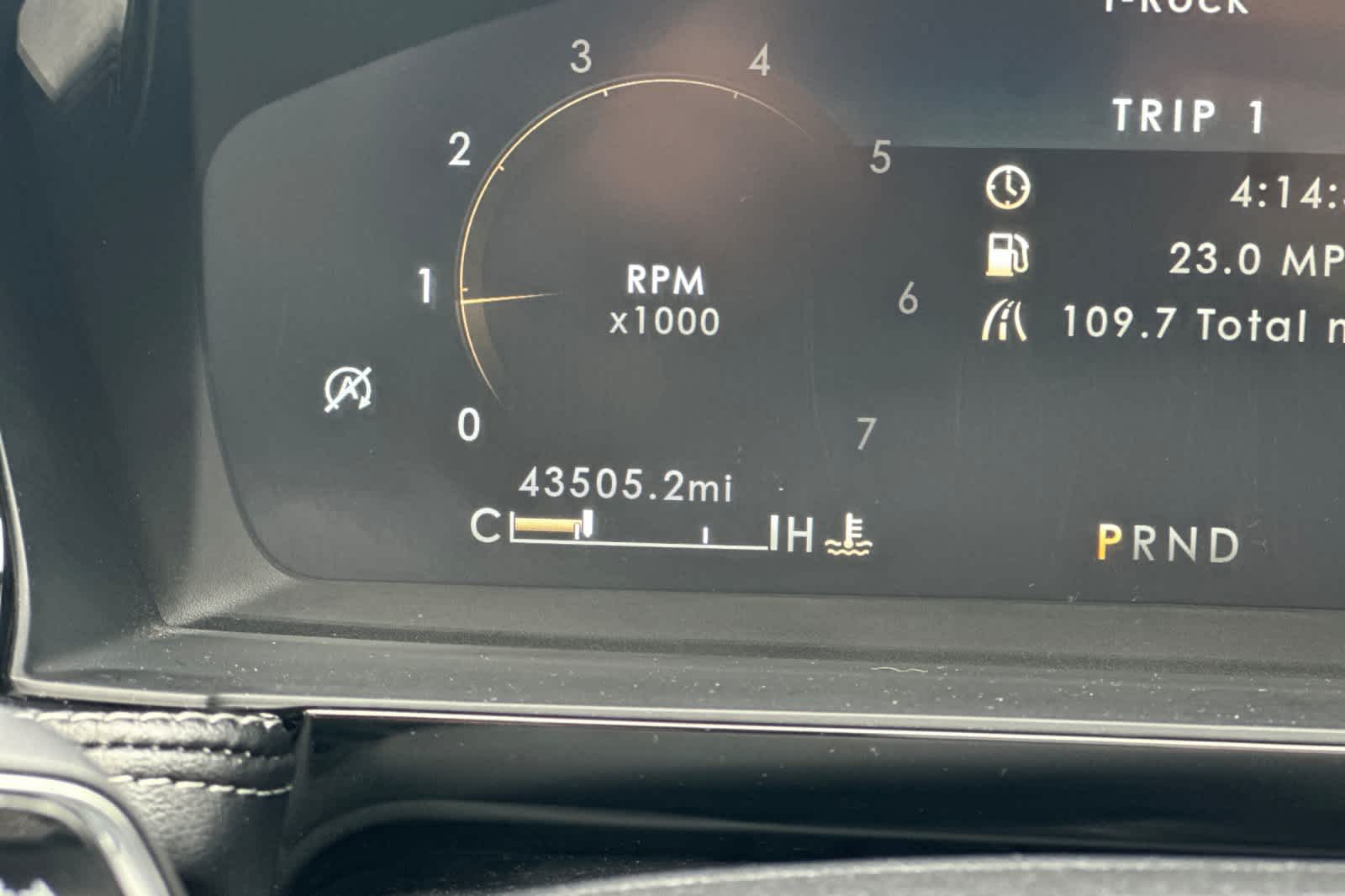 Thumbnail: 2022 Lincoln Corsair - 26