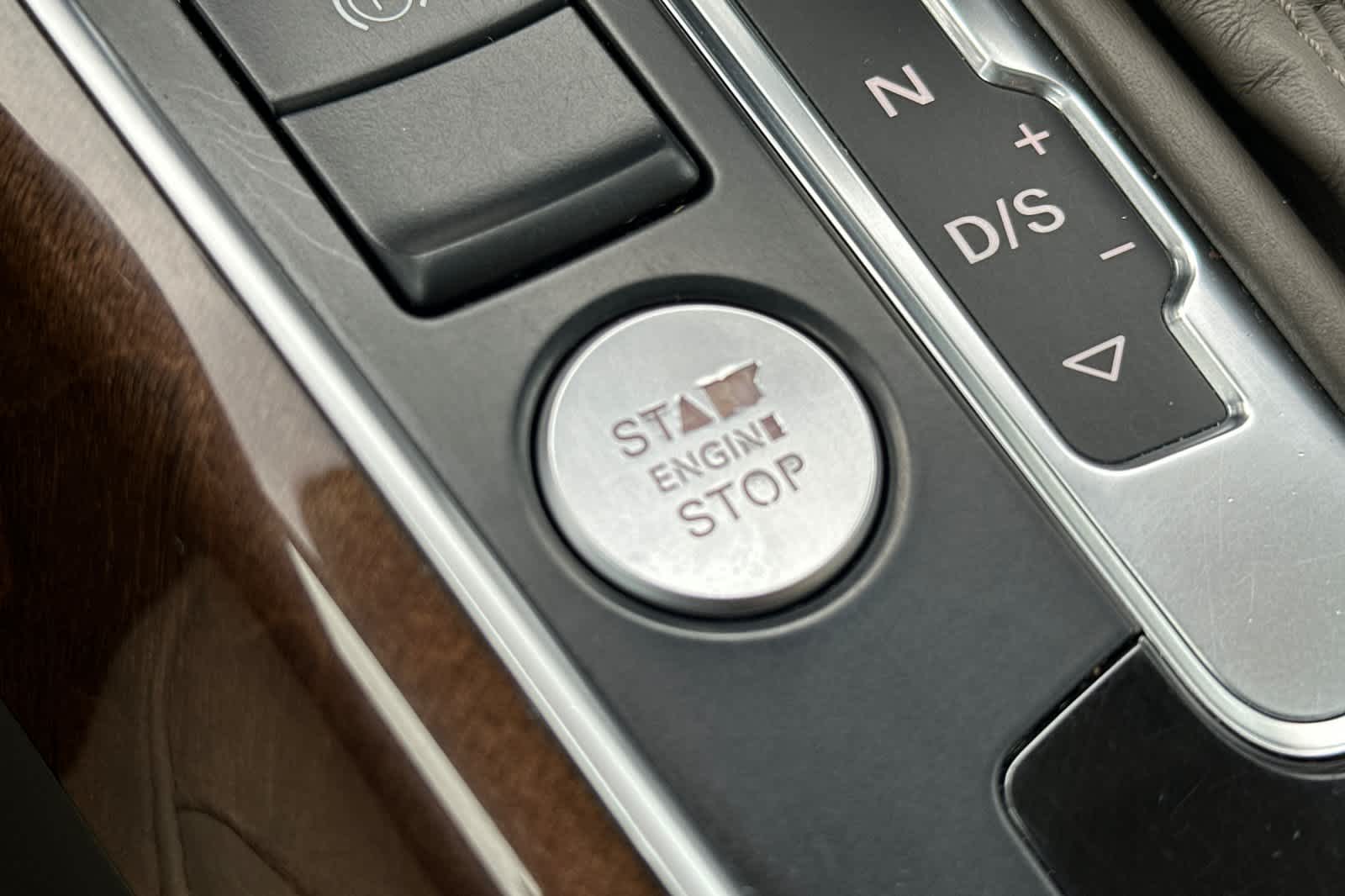 Thumbnail: 2015 Audi Q5 - 23