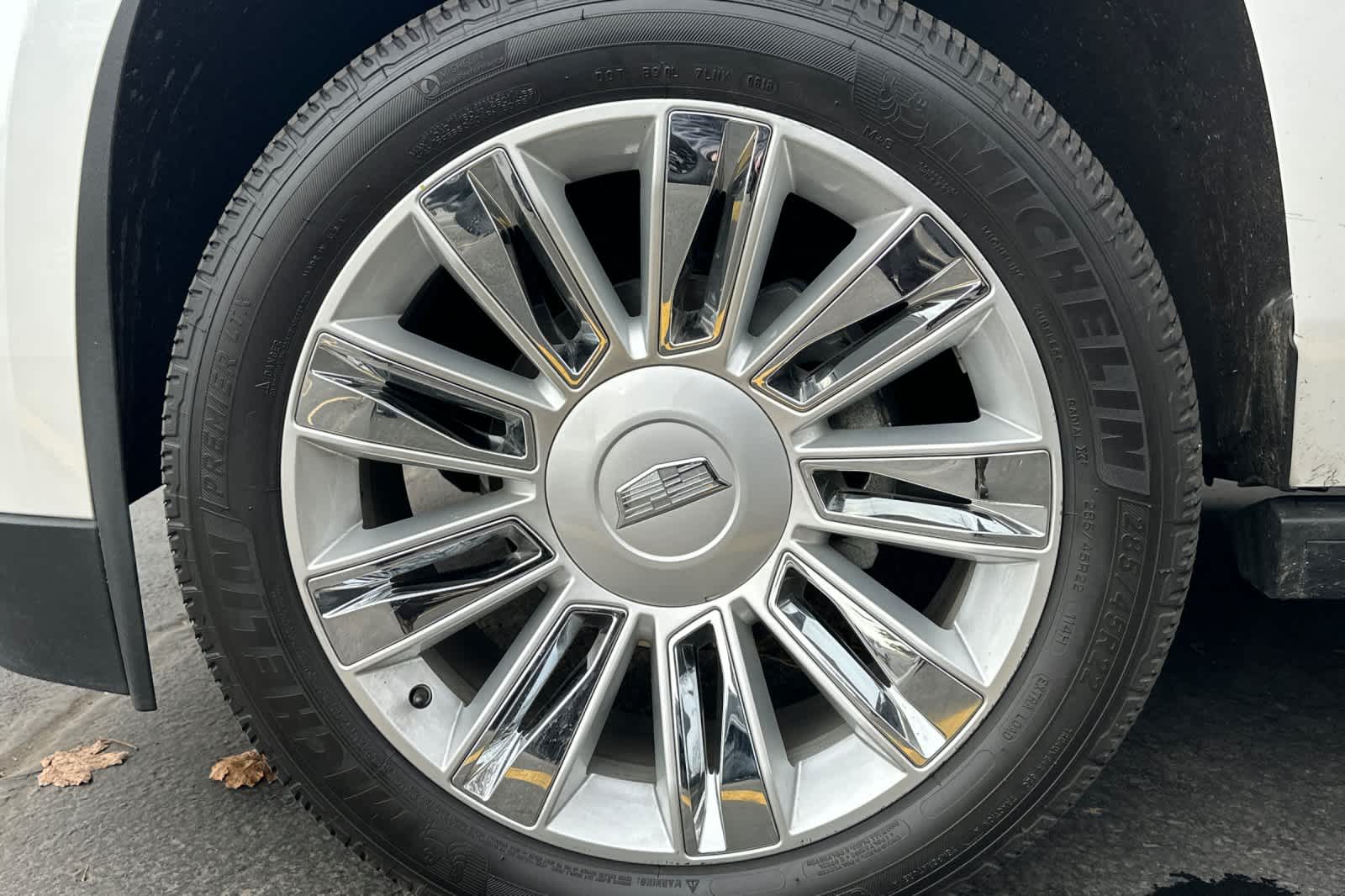 Thumbnail: 2017 Cadillac Escalade - 7