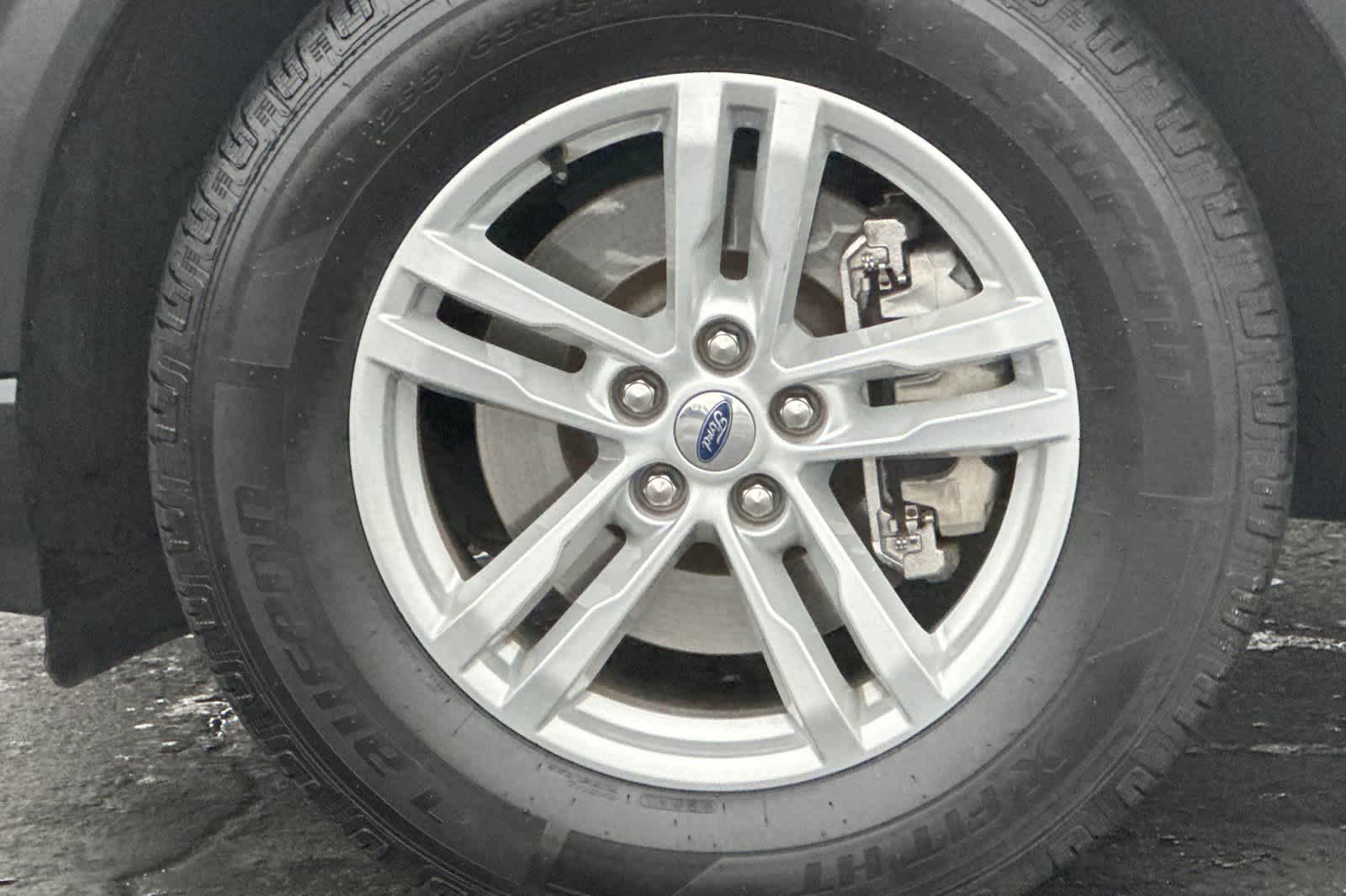 Thumbnail: 2021 Ford Explorer - 27