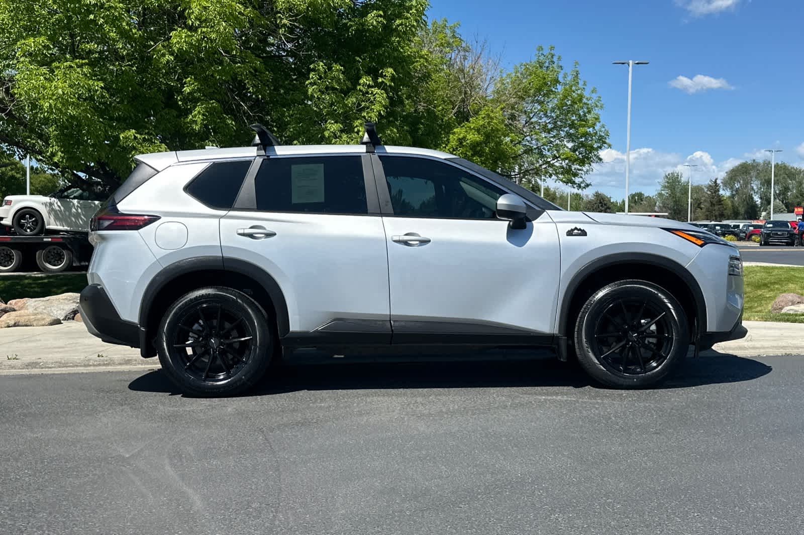 Thumbnail: 2023 Nissan Rogue - 8