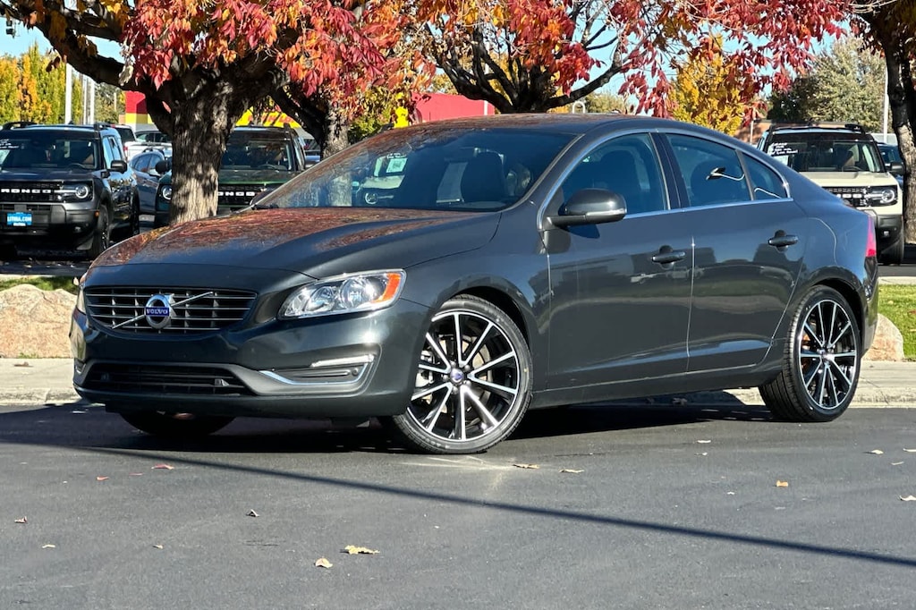 Used 2016 Volvo S60 T5 Drive-E Premier Sedan