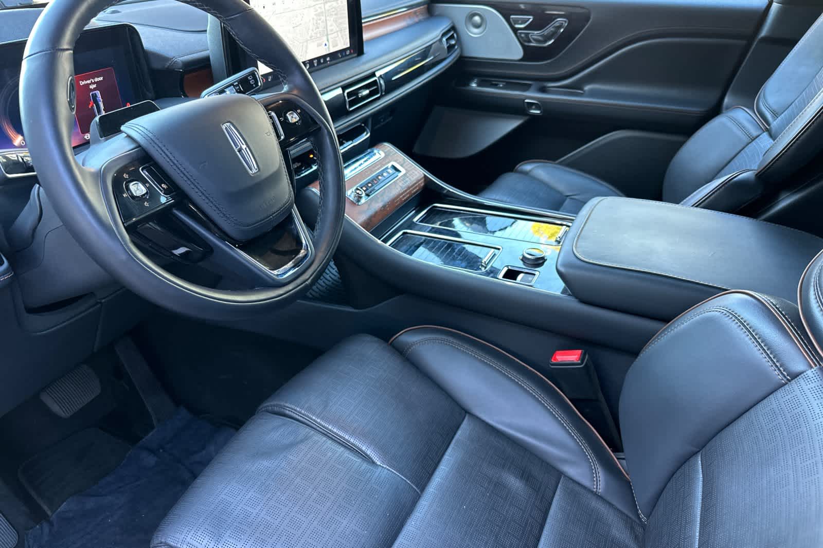 Thumbnail: 2025 Lincoln Aviator - 11